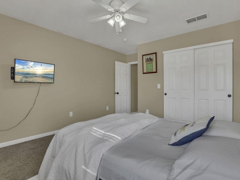 5870 Crooked Creek Boulevard , Grove City, OH 43123 Photo 38