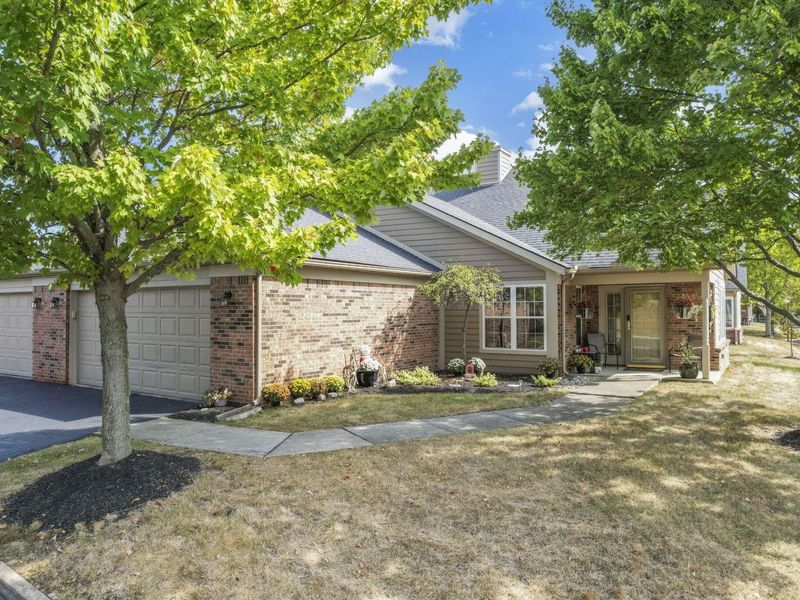 5870 Crooked Creek Boulevard , Grove City, OH 43123 Photo 6