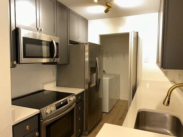 267 Alexandra Drive Photo 6