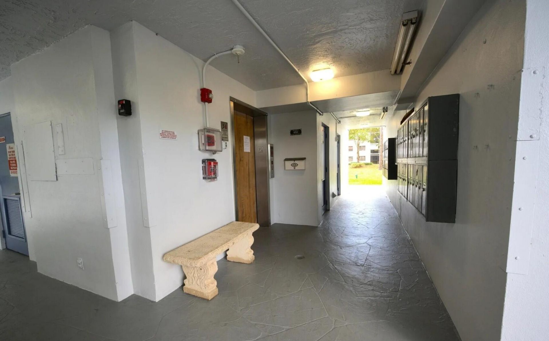 4700 Lucerne Lakes Boulevard, Unit 308, Lake Worth, FL 33467 Photo