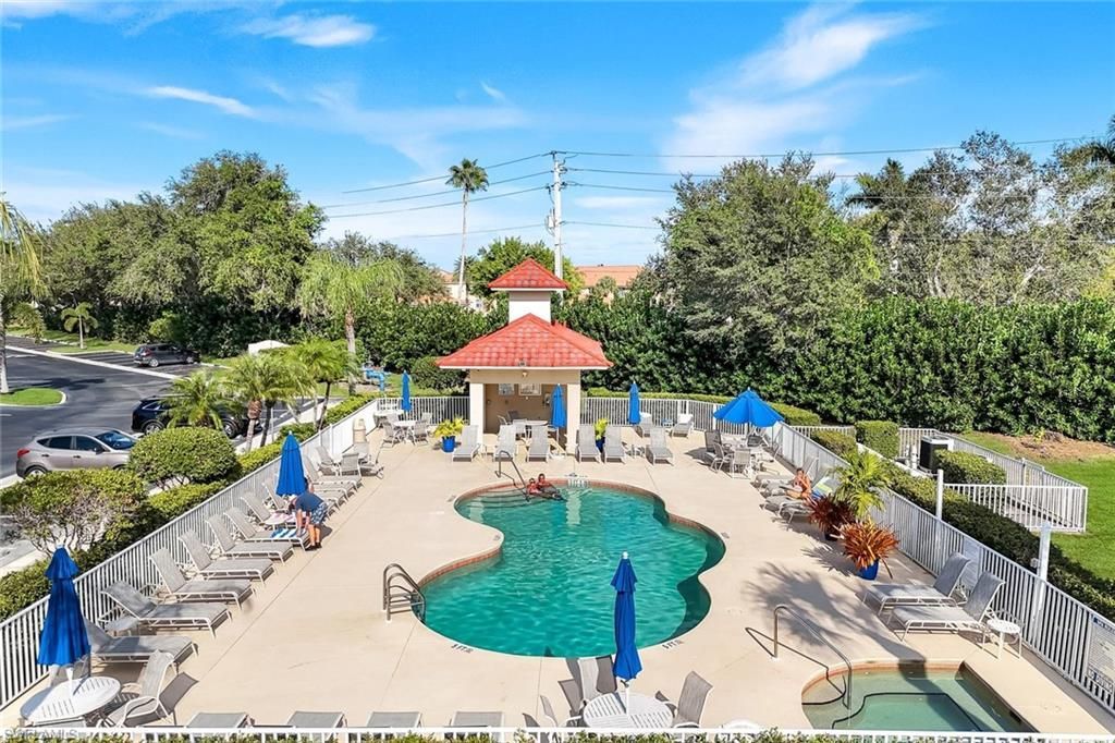 2740 Cypress Trace Cir , Unit 2715, Naples, FL 34119 Photo