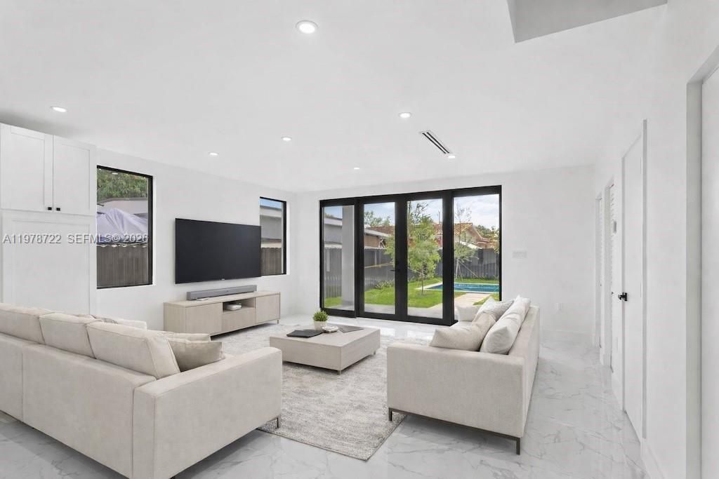 3430 SW 2 Street , Miami, FL 33135 Photo