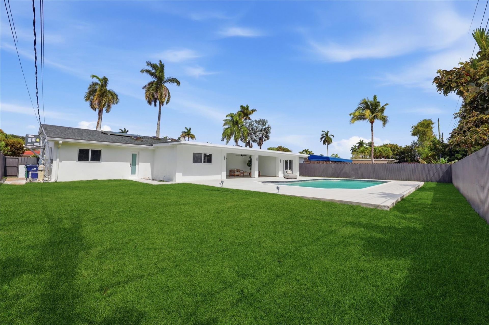 1850 NE 197th Terrace, Miami, FL 33179 Photo