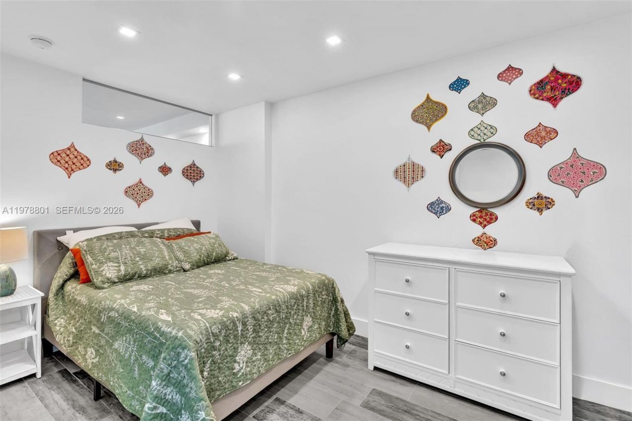 2301 Collins Ave , Unit 1041/42, Miami Beach, FL 33139 Photo