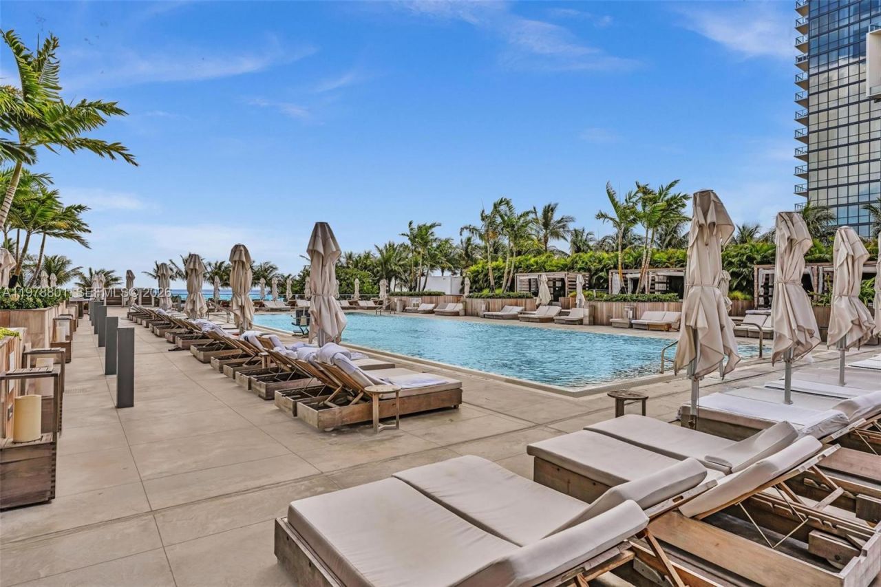 2301 Collins Ave , Unit 1041/42, Miami Beach, FL 33139 Photo