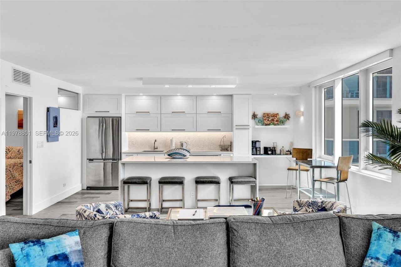 2301 Collins Ave , Unit 1041/42, Miami Beach, FL 33139 Photo