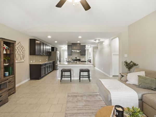 10718 Branded Hollow, San Antonio, TX 78254