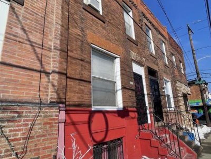 2004 S 21st Street, Philadelphia, PA 19145 Main Photo