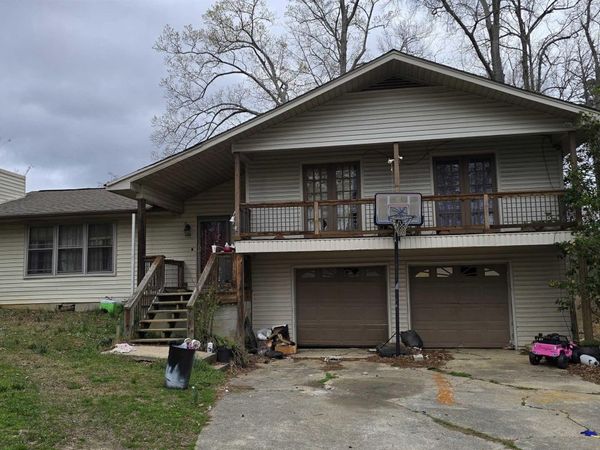 5490 Lynda Avenue, Hokes Bluff, AL 35903