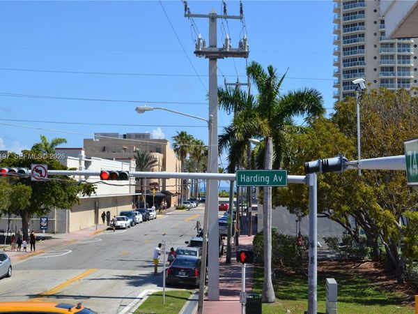 300 74th St , Unit 5, Miami Beach, FL 33141