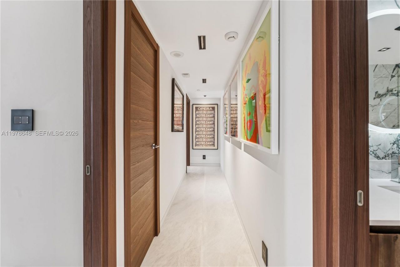 19667 Turnberry Way, Unit 8K, Aventura, FL 33180 Photo