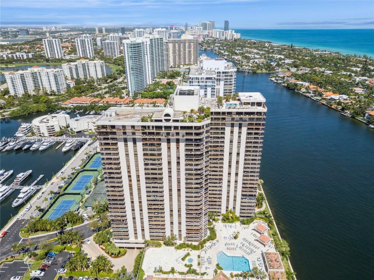 19667 Turnberry Way, Unit 8K, Aventura, FL 33180 Photo