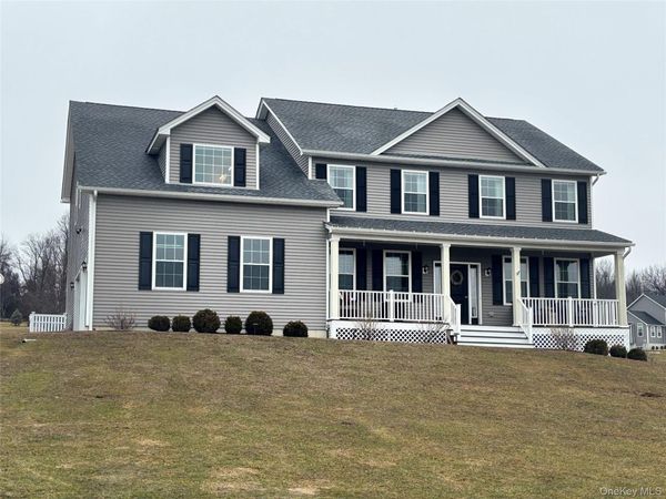 64 Fox Hill Run , Rock Tavern, NY 12575