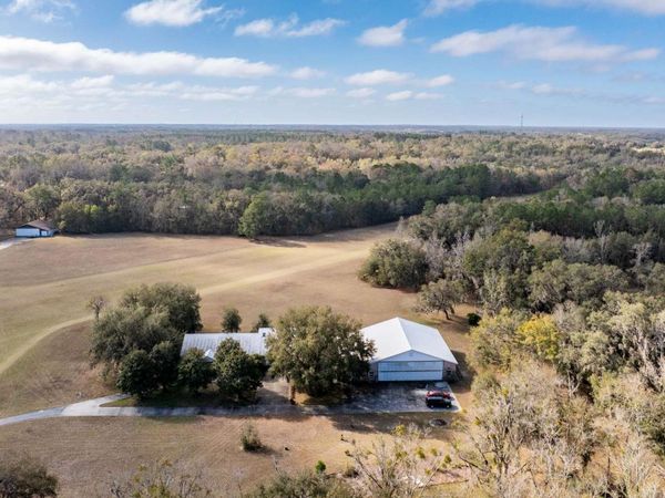 580 SW AVIATION DR, Lake City, FL 32025