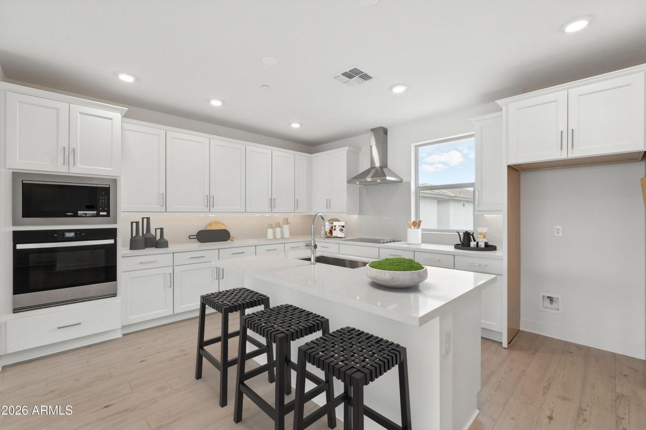 2121 W Sonoran Desert Drive, Unit 68, Phoenix, AZ 85085 Main Photo