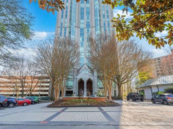2870 Pharr Court South, Unit 2401, Atlanta, GA 30305