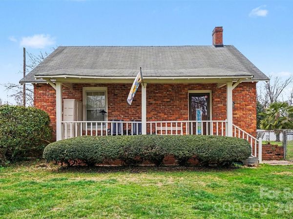 7 Stowe Street , Lowell, NC 28098