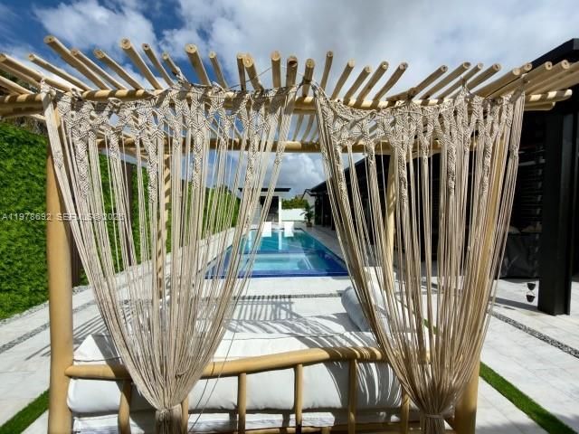 9351 SW 88th Ter , Miami, FL 33176 Photo