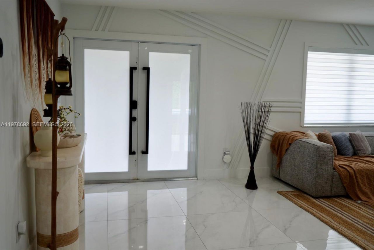 9351 SW 88th Ter , Miami, FL 33176 Photo