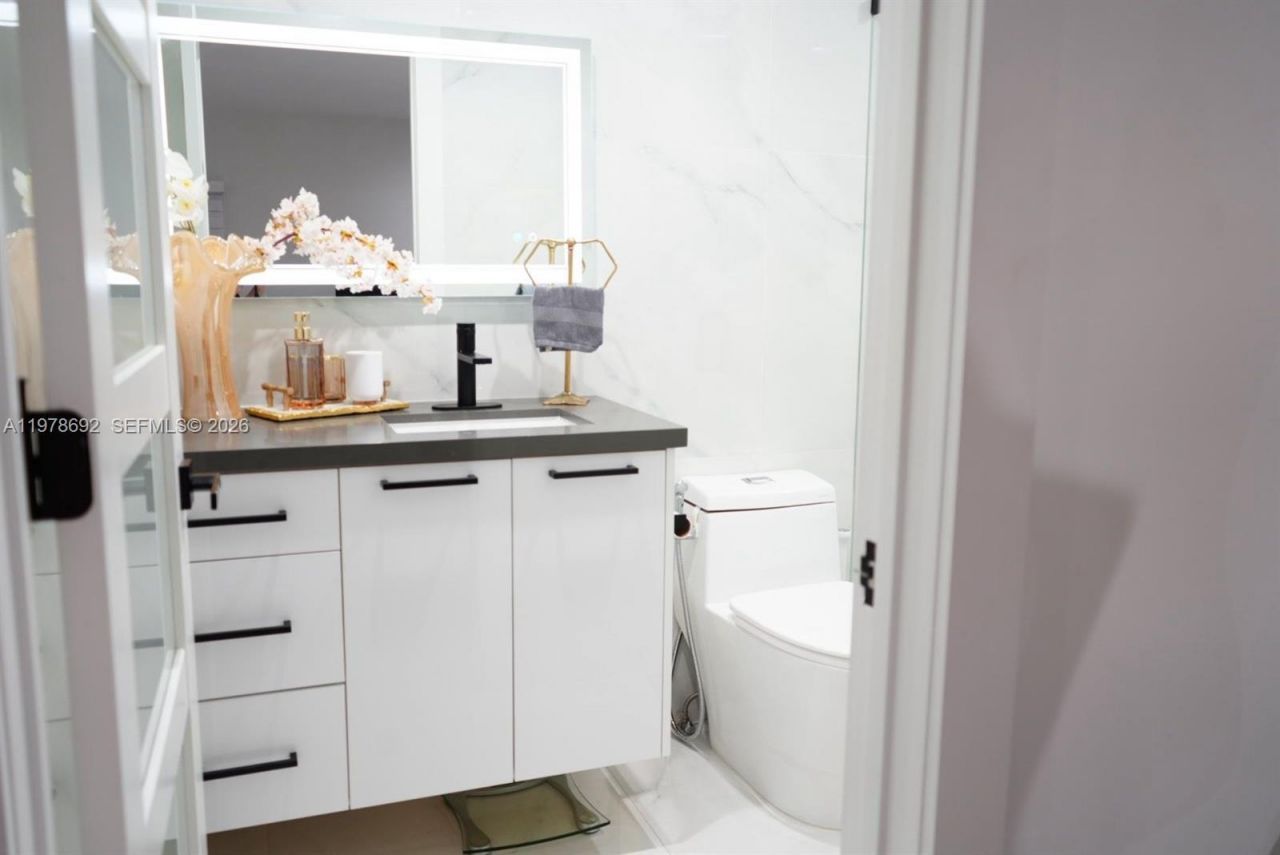 9351 SW 88th Ter , Miami, FL 33176 Photo