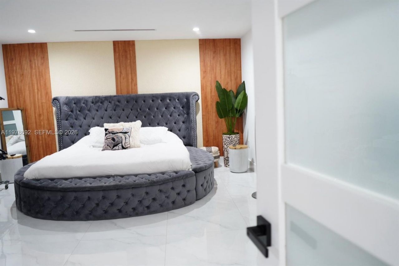 9351 SW 88th Ter , Miami, FL 33176 Photo