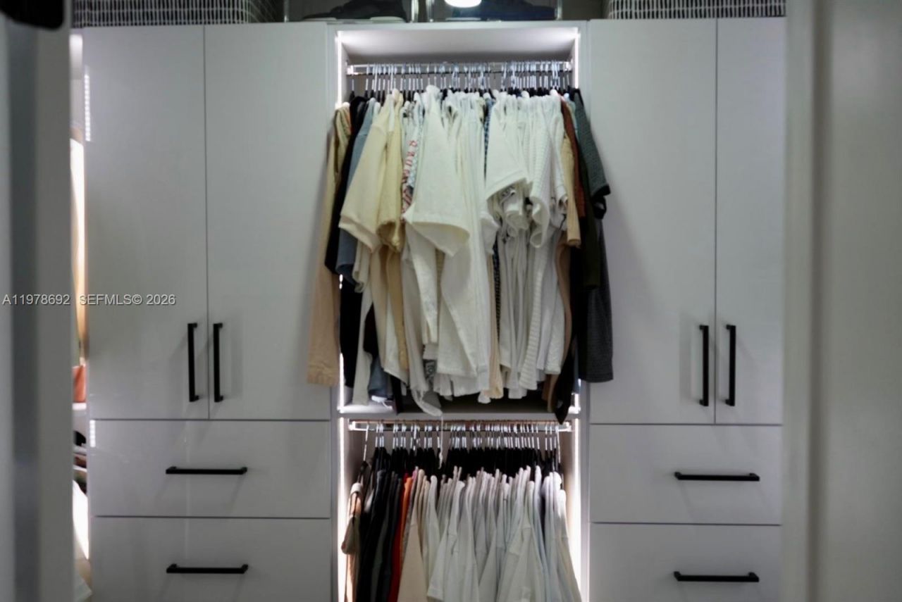 9351 SW 88th Ter , Miami, FL 33176 Photo