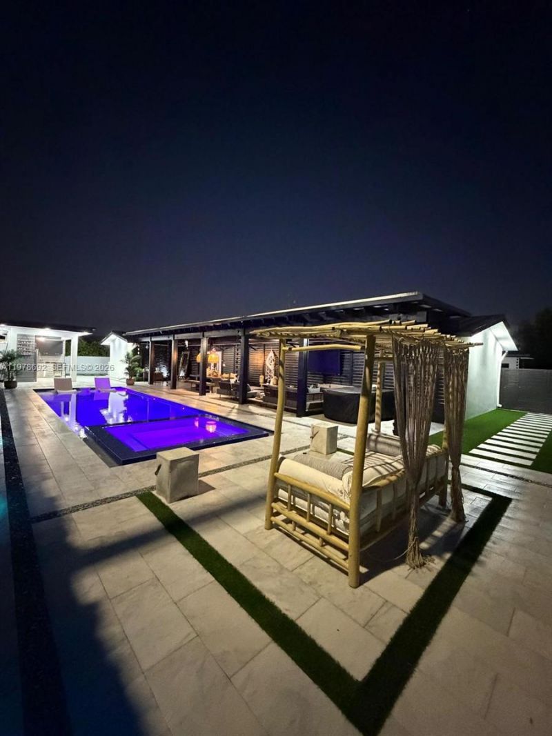 9351 SW 88th Ter , Miami, FL 33176 Photo