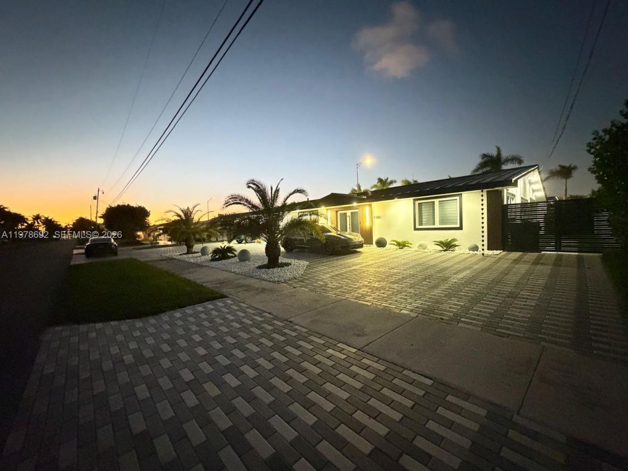 9351 SW 88th Ter , Miami, FL 33176 Photo