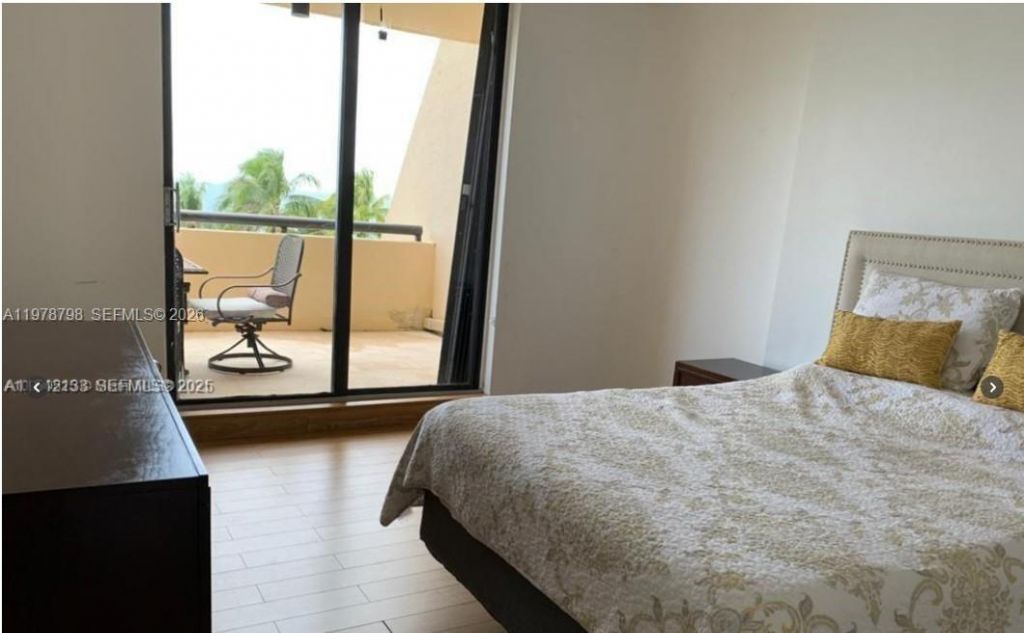 2555 Collins Ave , Unit 506, Miami Beach, FL 33140 Photo