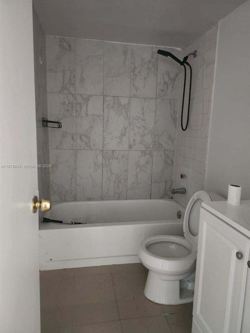 10037 Winding Lake Rd , Unit 102, Sunrise, FL 33351 Photo