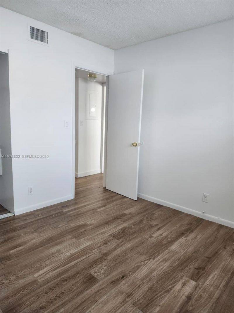 10037 Winding Lake Rd , Unit 102, Sunrise, FL 33351 Photo