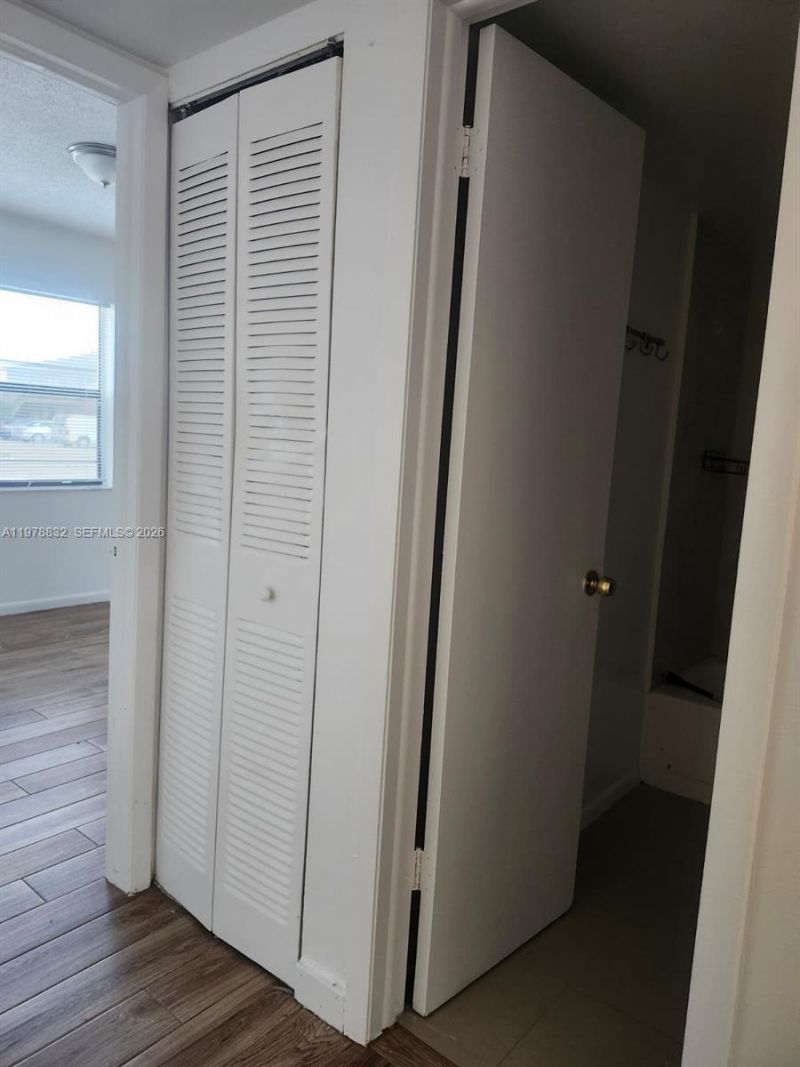 10037 Winding Lake Rd , Unit 102, Sunrise, FL 33351 Photo