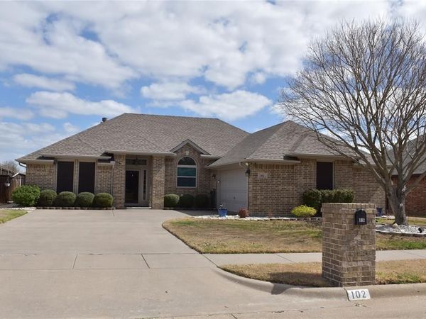 102 Monarch Court, Waxahachie, TX 75165
