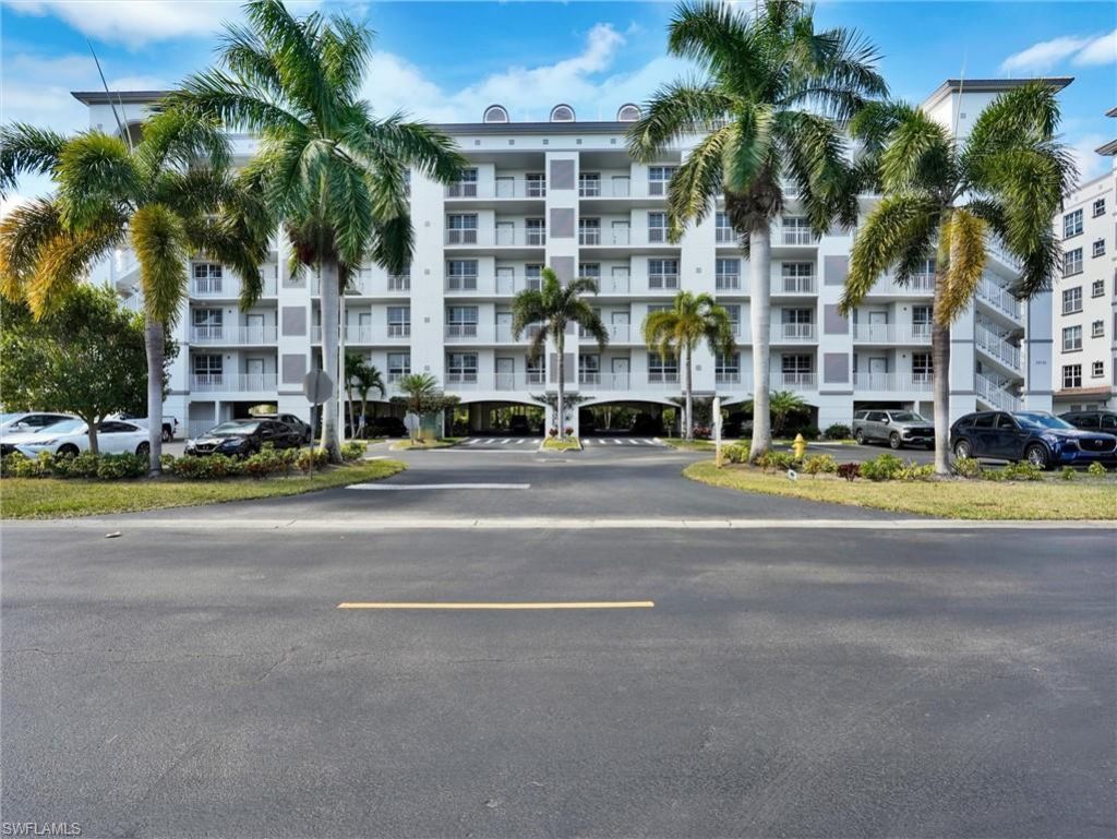 28750 Trails Edge Blvd, Unit 205, Bonita Springs, FL 34134 Photo