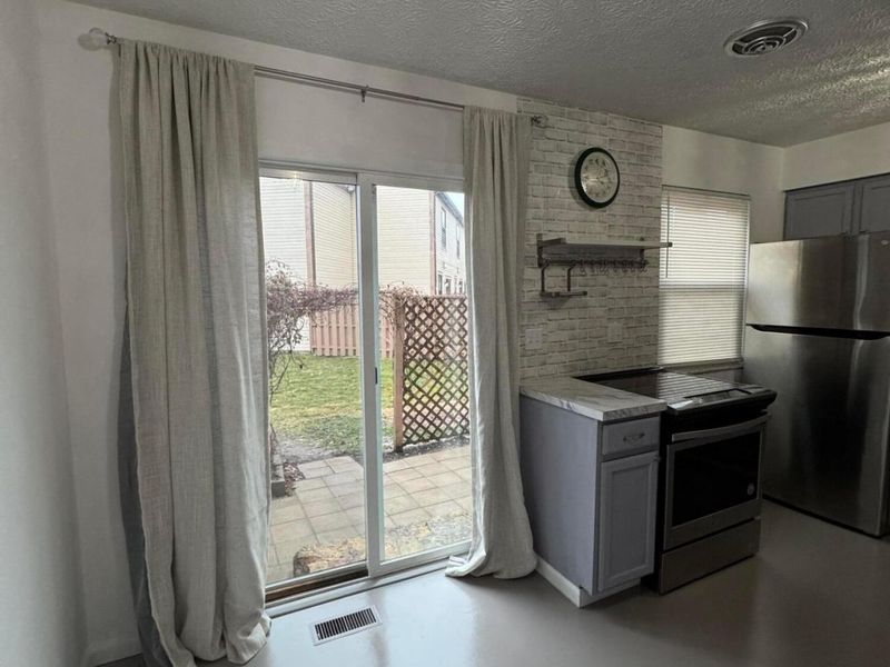 579 Mawyer Drive, Unit 168, Columbus, OH 43085 Photo 6