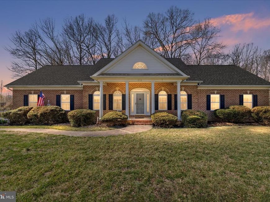 615 Patuxent Reach Drive, Prince Frederick, MD 20678 Main Photo