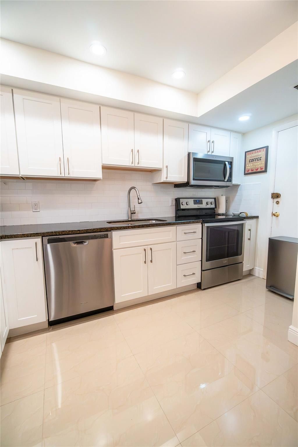 300 Diplomat Parkway, Unit 309, Hallandale Beach, FL 33009 Photo