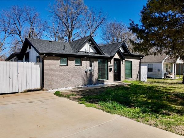 128 Pierce Avenue, Springdale, AR 72764