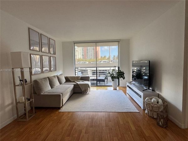 3300 NE 191st St , Unit 418, Aventura, FL 33180