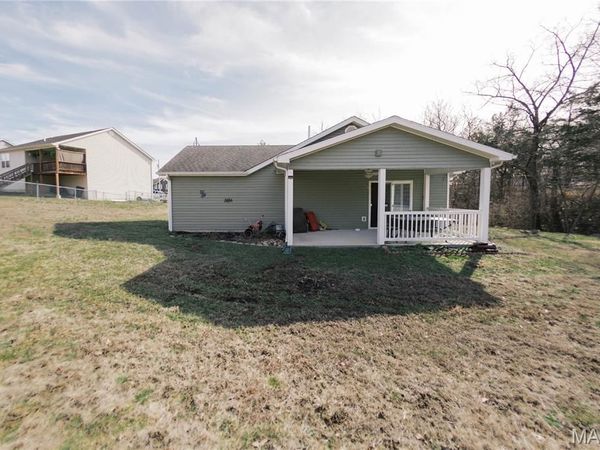 101 Cedar, Owensville, MO 65066