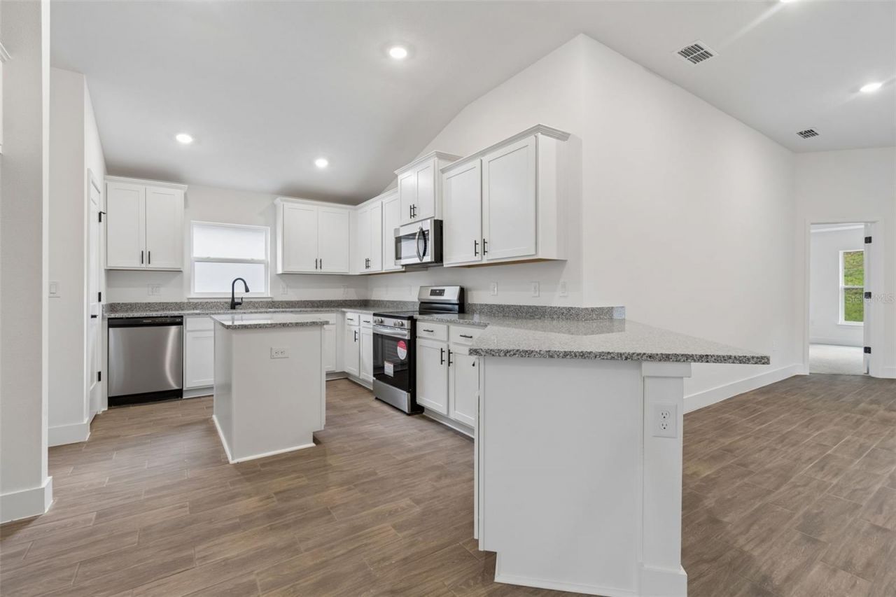 13034 Kent Bradley St Road, Dade City, FL 33525 Photo