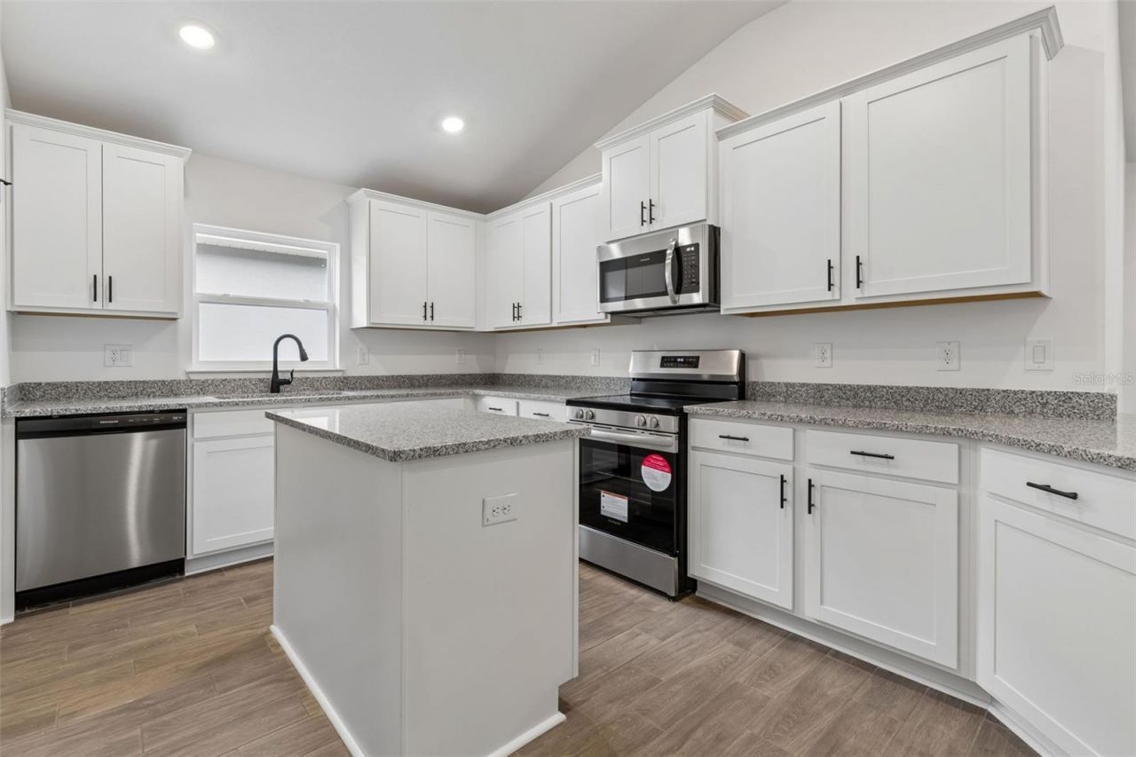 13034 Kent Bradley St Road, Dade City, FL 33525 Photo