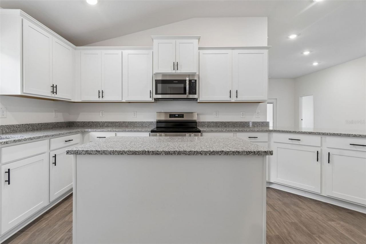 13034 Kent Bradley St Road, Dade City, FL 33525 Photo