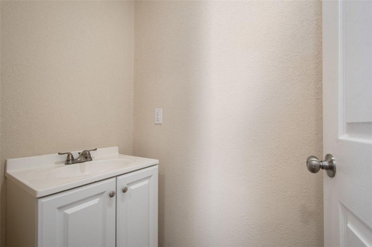 7116 Rose Avenue, Orlando, FL 32810 Photo