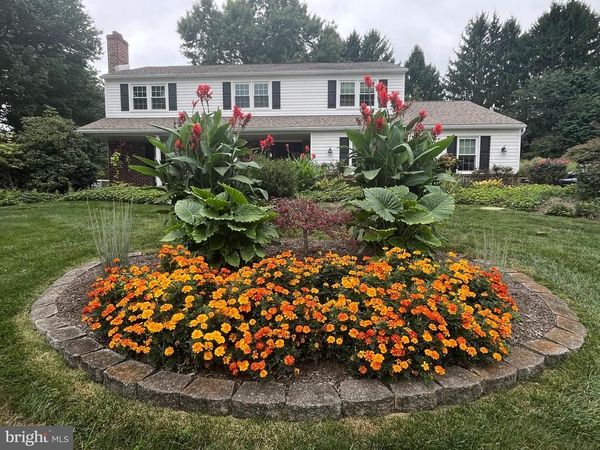 4 TREEMONT DRIVE , MALVERN, PA 19355