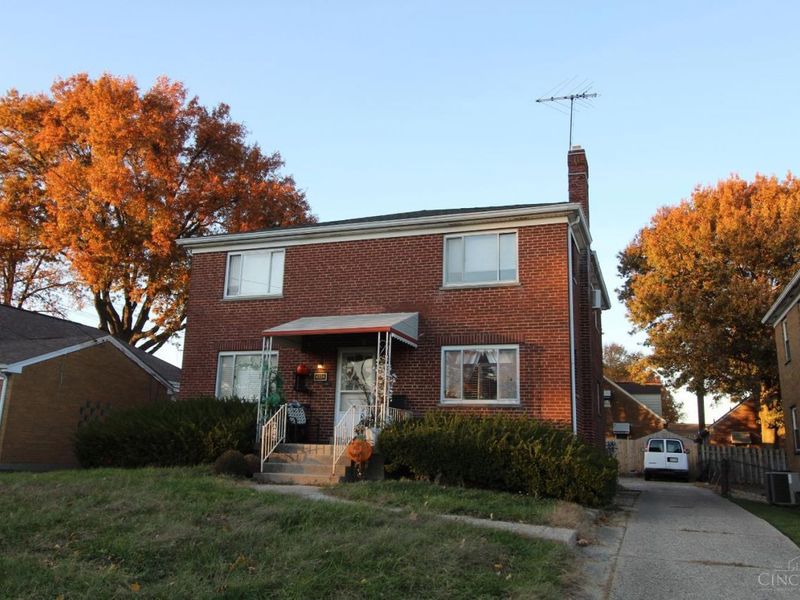 4224 Applegate Avenue, Cheviot, OH 45211 Photo 1