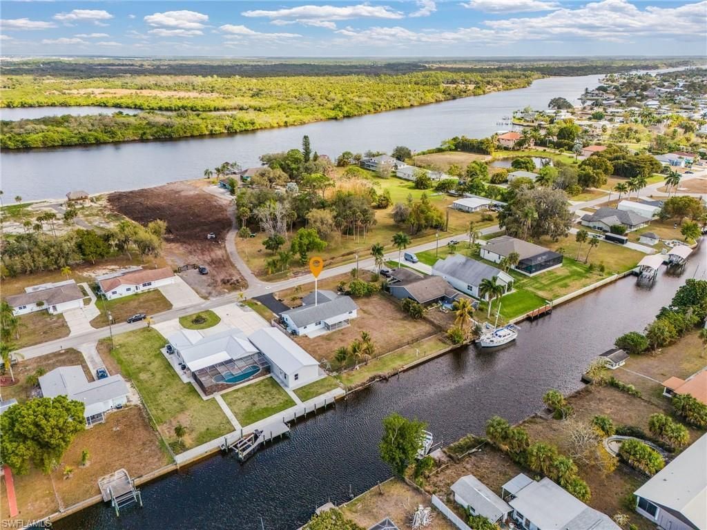 12513 River Rd, Fort Myers, FL 33905 Photo