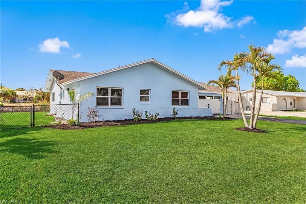 12513 River Rd, Fort Myers, FL 33905 Photo