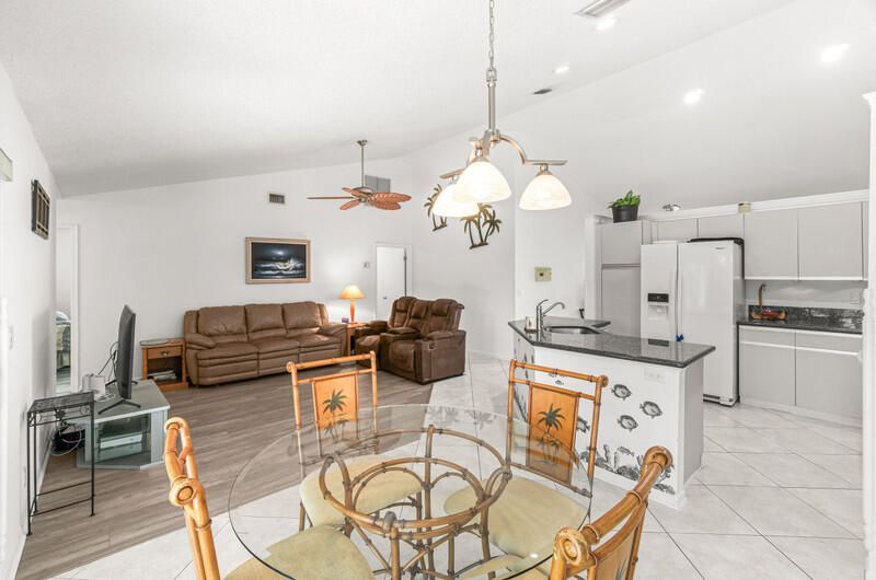 6016 Sunberry Circle, Boynton Beach, FL 33437 Photo