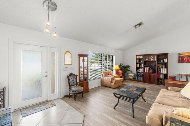 6016 Sunberry Circle, Boynton Beach, FL 33437 Photo